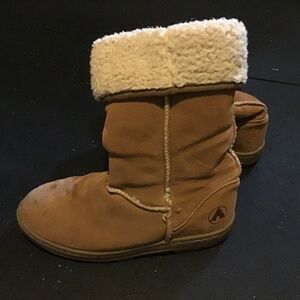 Airwalk Suede foux fur lined slip on boots